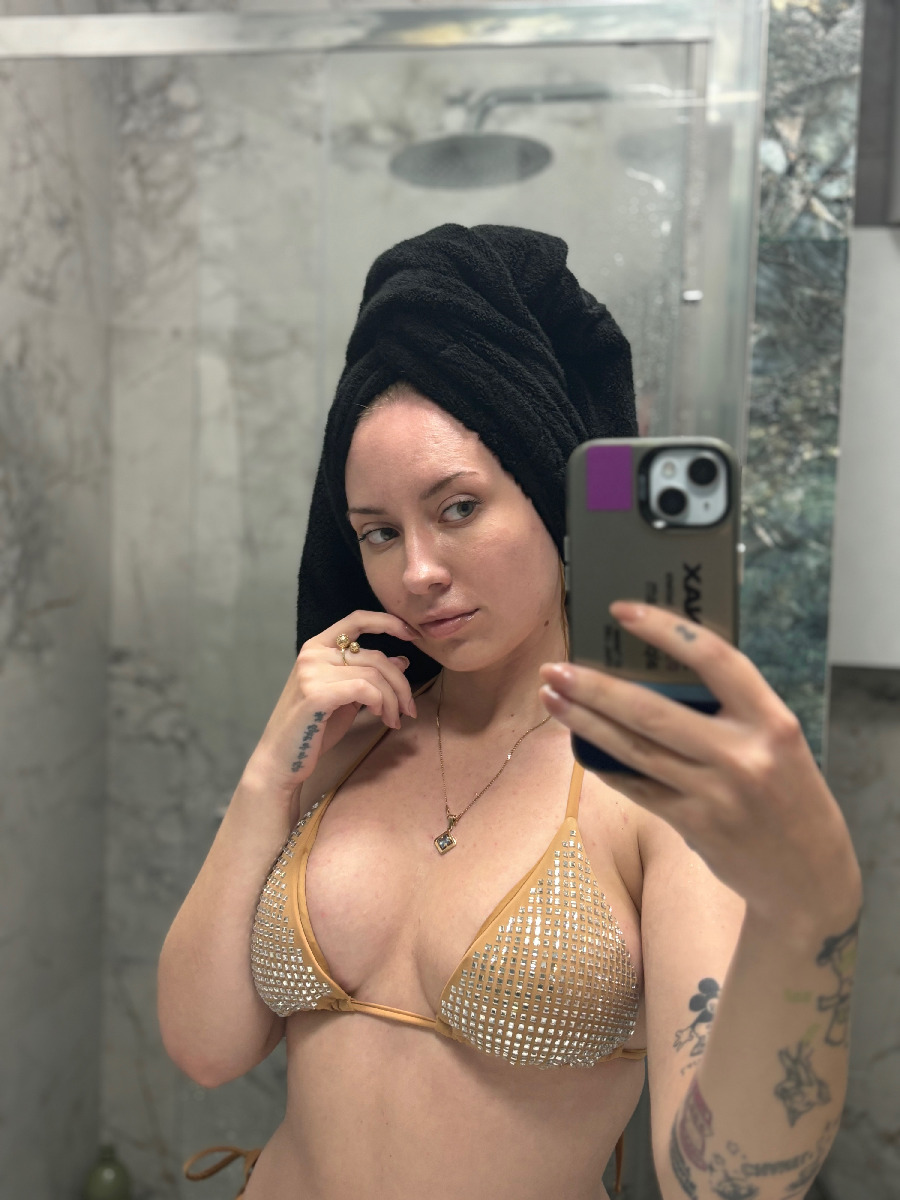 Nude girl KateV in Betin