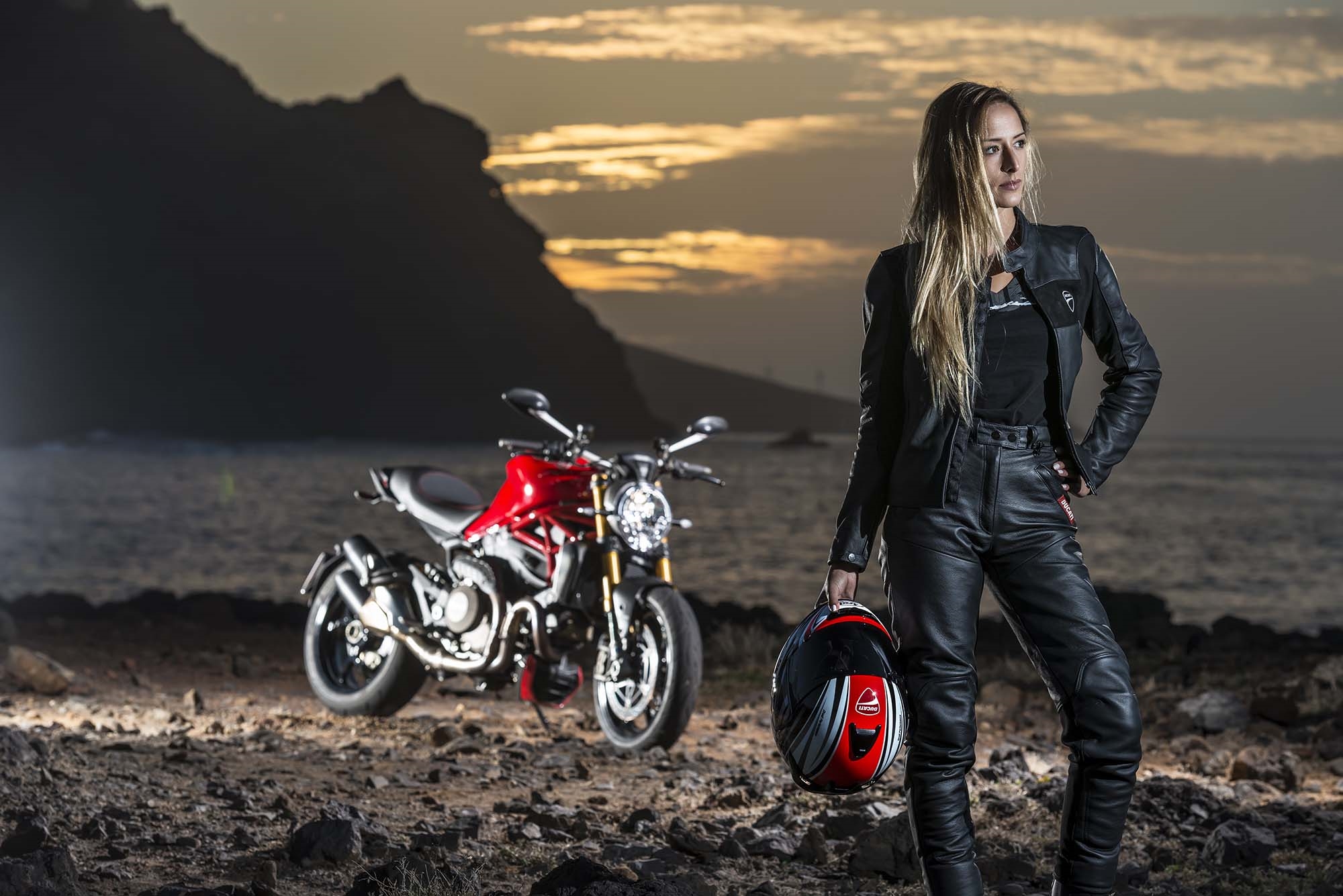 Beautiful girls and motorcycles in Betin